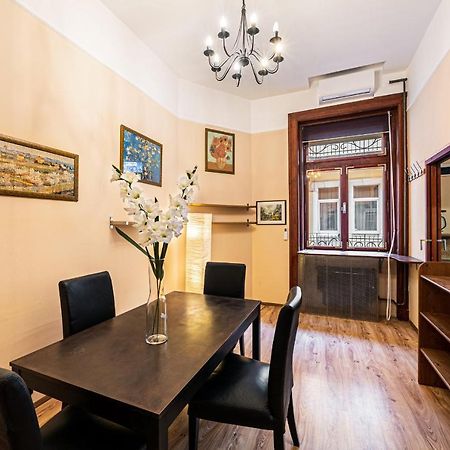 Oktogon Beautiful Relaxing Apartment 布达佩斯 外观 照片